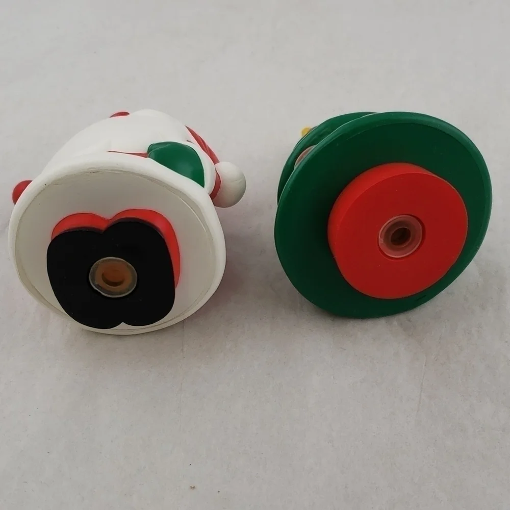 SANTA & Christmas Tree Salt & Pepper Shaker Unused Plastic Vintage - Picture 4 of 7